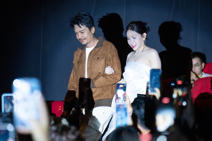 Khả Như sợ bị "thụt l&ugrave;i", Quang Tuấn tr&acirc;n trọng mọi khen ch&ecirc;  - Ảnh 7.