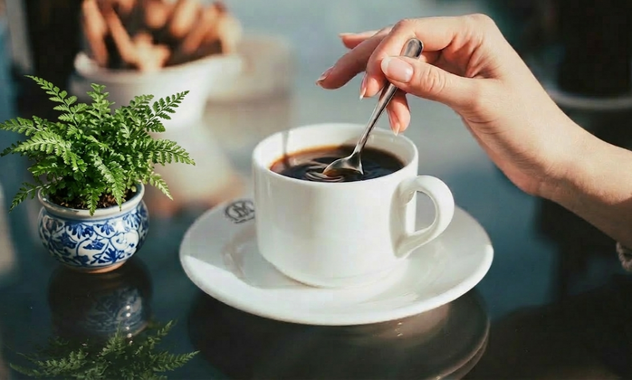 Nghi&ecirc;n cứu 30 năm chỉ ra sự &ldquo;thần kỳ&rdquo; của t&aacute;ch c&agrave; ph&ecirc; s&aacute;ng - Ảnh 1.