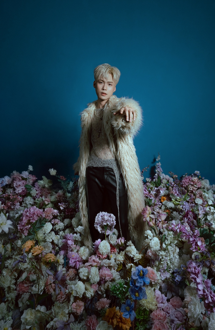 Jey B lột x&aacute;c bất ngờ  - Ảnh 2.