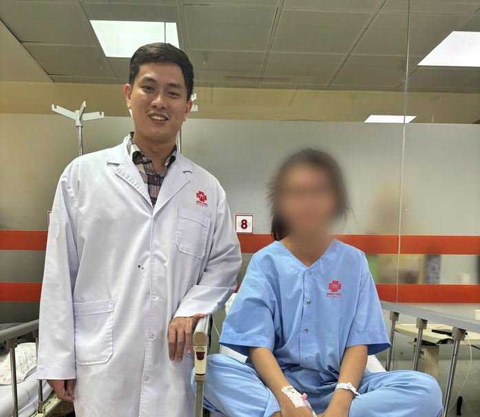 Một nữ sinh suy thận ở tuổi 22, hồi chu&ocirc;ng cảnh b&aacute;o cho người trẻ - Ảnh 1.