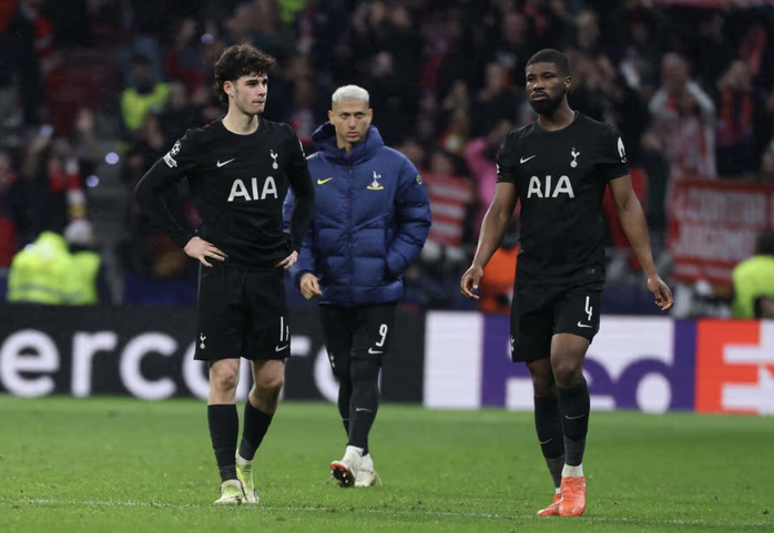 Tottenham có còn mạo hiểm với "canh bạc" Igor Tudor? - Ảnh 4.