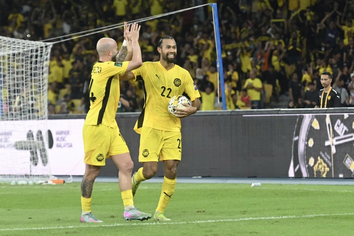 Bê bối nhập tịch của Malaysia vẫn chưa khép lại - Ảnh 3.