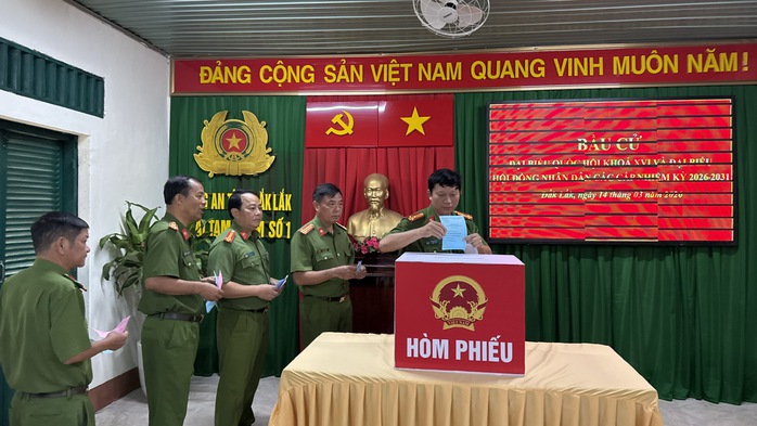 Hàng trăm người tạm giam thực hiện quyền bầu cử tại Đắk Lắk năm 2026 - Ảnh 1.