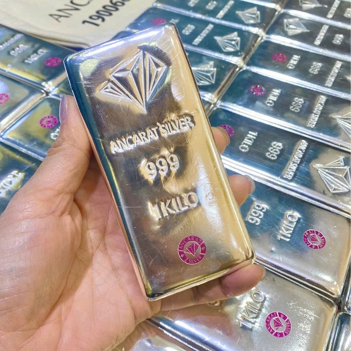 Giá bạc hôm nay 15-3: Thấp nhất 2 tuần, người mua bạc dịp Thần Tài lỗ nặng - Ảnh 1.