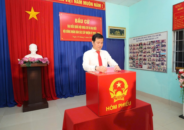 CLIP: Rộn r&agrave;ng ng&agrave;y bầu cử tại Cần Thơ, Vĩnh Long, An Giang, T&acirc;y Ninh - Ảnh 9.