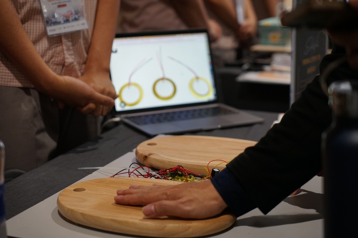 Tự học AI trong 2 tuần, học sinh lớp 9 giành giải Nhất với dự án chống lừa đảo - Ảnh 3.