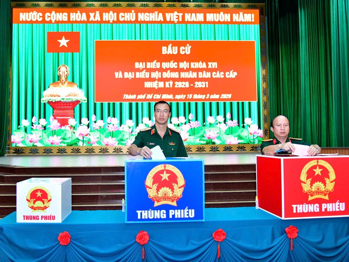 Lực lượng vũ trang TPHCM tham gia bầu cử - Ảnh 2.