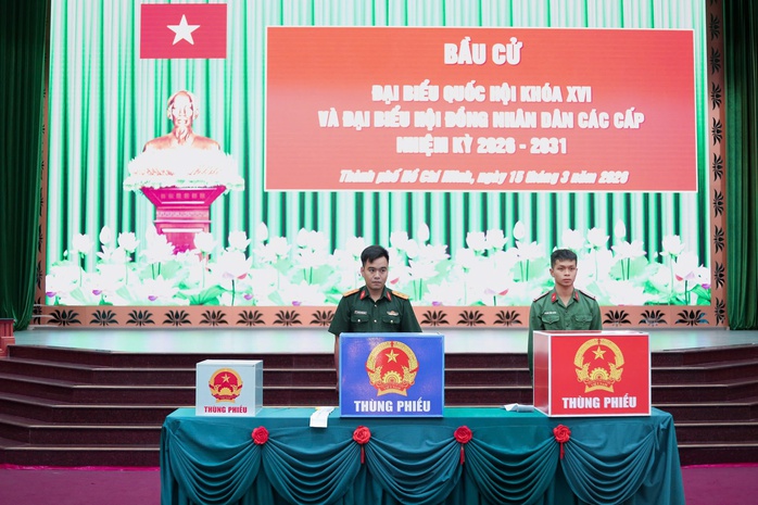 Lực lượng vũ trang TPHCM tham gia bầu cử - Ảnh 4.
