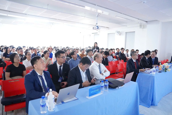 Hơn 100 b&aacute;o c&aacute;o khoa học chuy&ecirc;n s&acirc;u chia sẻ tri thức y khoa hiện đại - Ảnh 1.