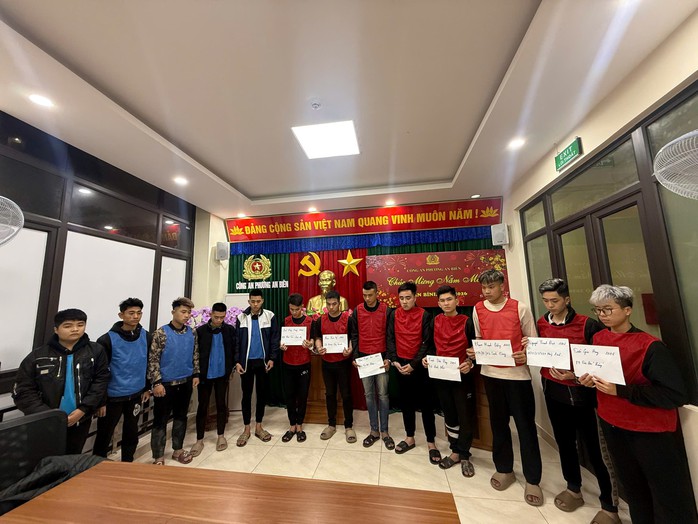 Bắt 15 đối tượng trong vụ hỗn chiến Hải Ph&ograve;ng rạng s&aacute;ng 16 - 3 - Ảnh 1.