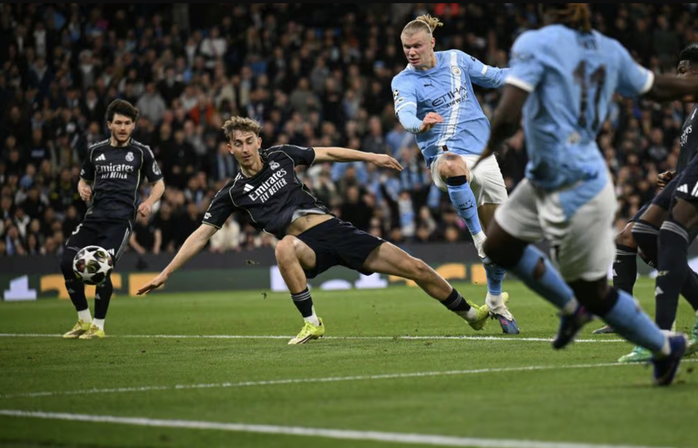 Đoạn kết nghiệt ng&atilde;, Man City thua sốc Real Madrid tại Etihad - Ảnh 3.