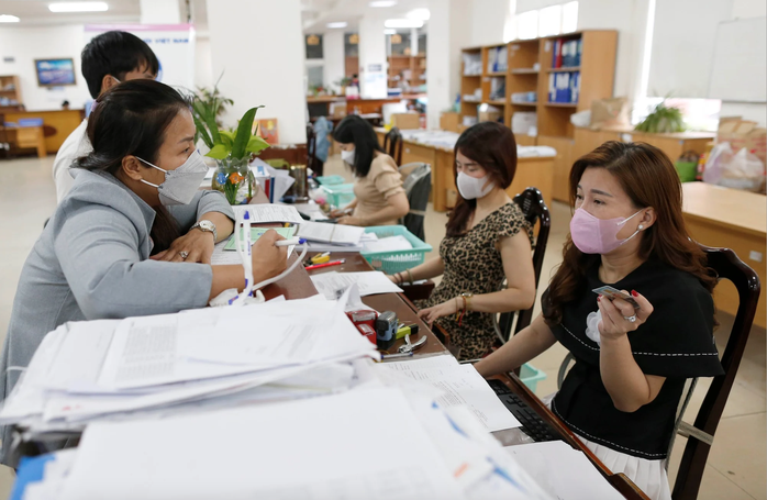 Đề xuất bỏ mức vi phạm "đặc biệt nghi&ecirc;m trọng" khi kỷ luật vi&ecirc;n chức - Ảnh 1.