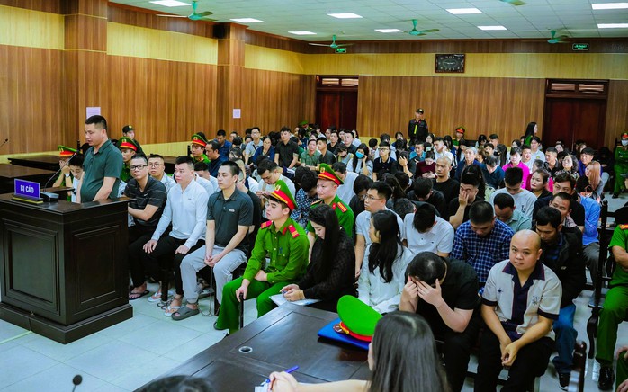 Bất thường m&oacute;n "Bia Đức" trong qu&aacute;n bar Zone 8 nơi Thu "vệ sĩ" l&agrave; cổ đ&ocirc;ng - Ảnh 2.