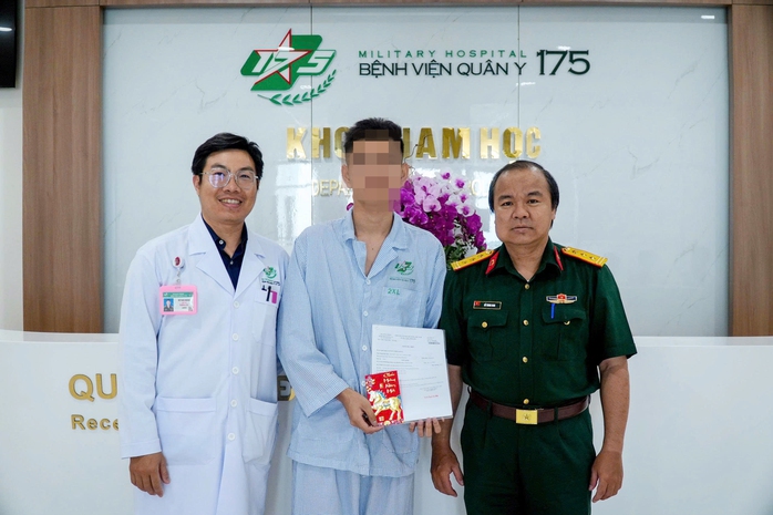 Chủ quan với cơn đau, nam sinh vi&ecirc;n su&yacute;t phải cắt bỏ tinh ho&agrave;n - Ảnh 2.