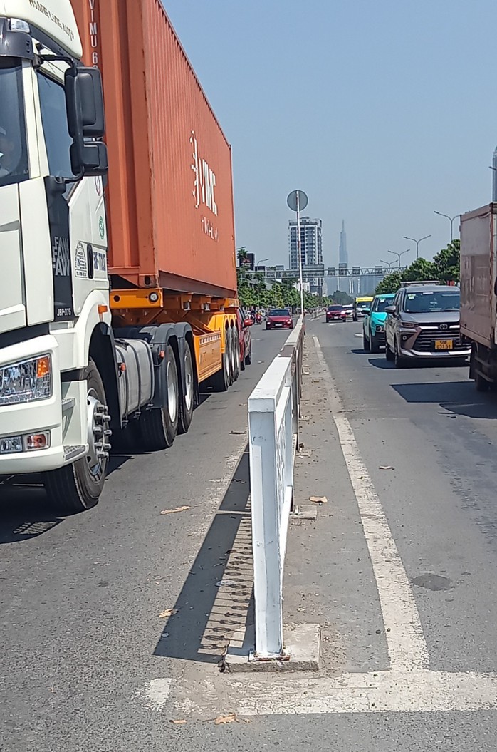 Phản hồi: Sửa chữa dải ph&acirc;n c&aacute;ch bị hỏng - Ảnh 1.