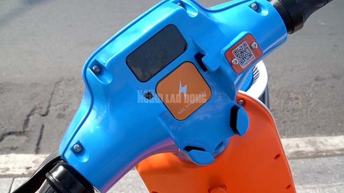 VIDEO: Th&iacute;ch th&uacute; chạy quanh trung t&acirc;m TPHCM với xe đạp điện miễn ph&iacute; - Ảnh 8.