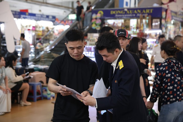 Hộ kinh doanh tr&ecirc;n s&agrave;n thương mại điện tử kh&ocirc;ng cần lập h&oacute;a đơn điện tử - Ảnh 1.