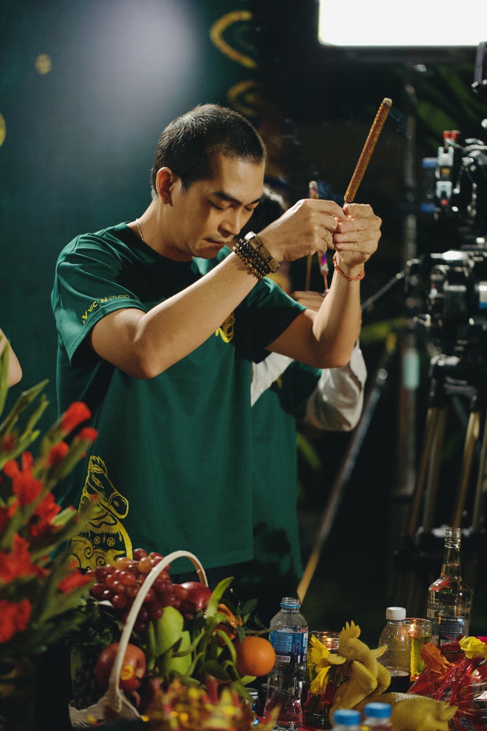 Hồng Đ&agrave;o t&aacute;i hợp Khương Ngọc với nghề nằm ngủ ra tiền - Ảnh 1.