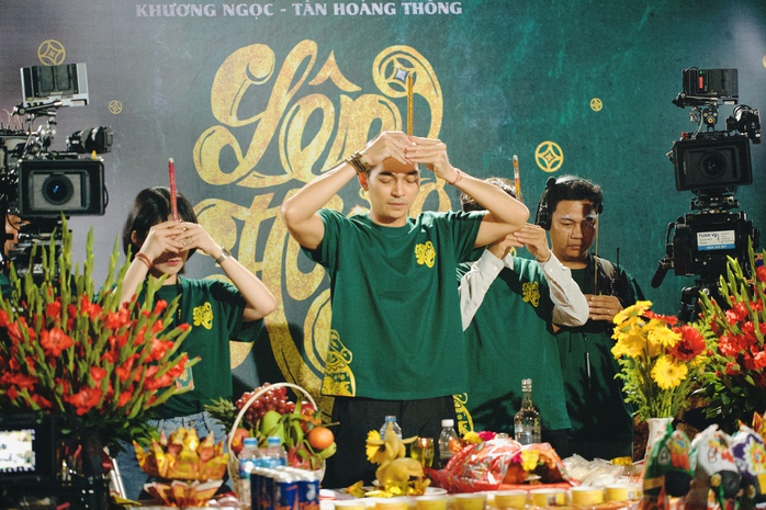 Hồng Đ&agrave;o t&aacute;i hợp Khương Ngọc với nghề nằm ngủ ra tiền - Ảnh 4.