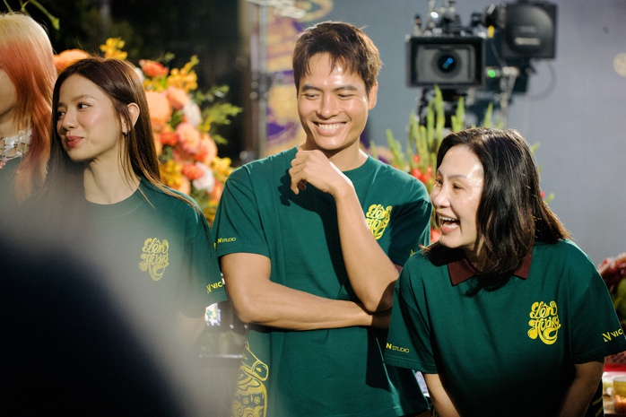 Hồng Đ&agrave;o t&aacute;i hợp Khương Ngọc với nghề nằm ngủ ra tiền - Ảnh 8.