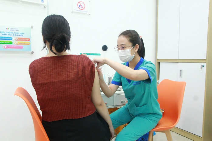 Bổ sung vắc-xin HPV, mở rộng h&igrave;nh thức ti&ecirc;m chủng cho 2 nh&oacute;m đối tượng - Ảnh 1.