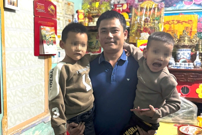 Đại &uacute;y C&ocirc;ng an cứu sống 2 b&eacute; trai khỏi đuối nước tại thanh h&oacute;a - Ảnh 1.