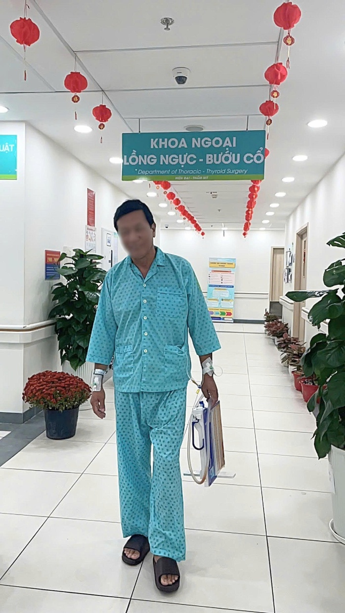 Ca robot mổ điều trị phổi biệt lập đầu ti&ecirc;n tại Việt Nam - Ảnh 1.