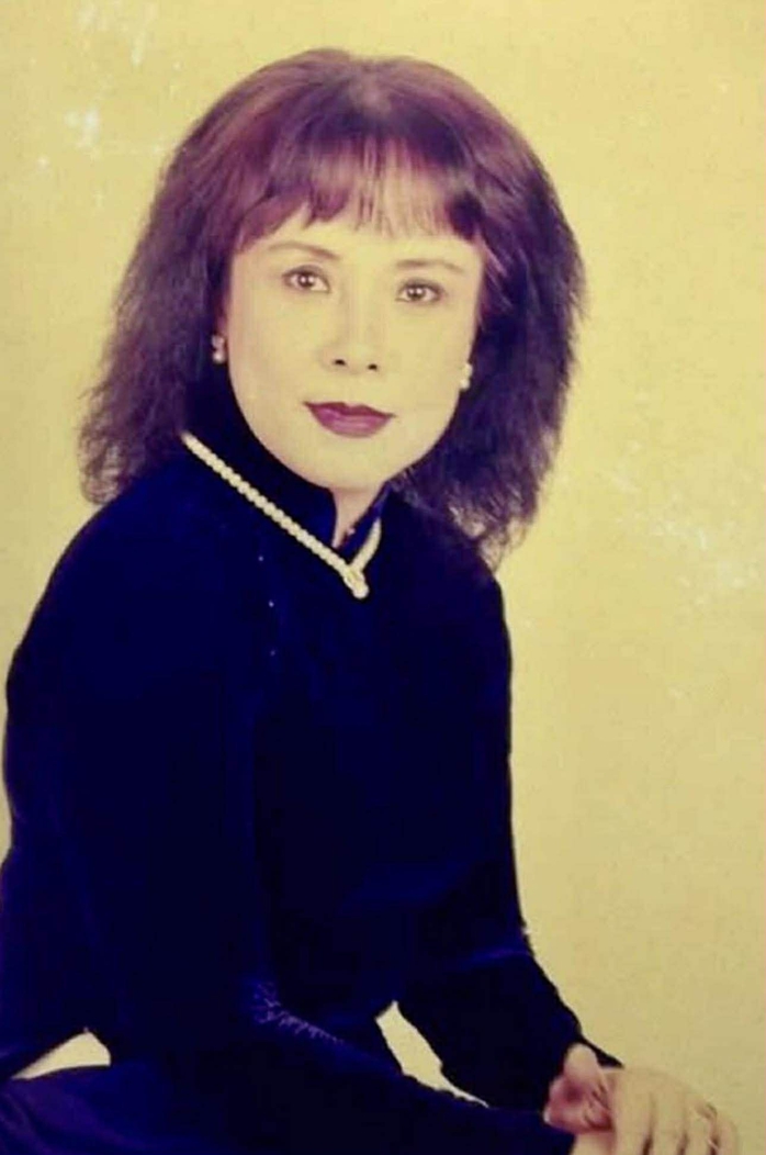 Vĩnh biệt nghệ sĩ violon Trần Qu&yacute; M&ugrave;i, văn nghệ sĩ chia buồn với NSND T&ocirc; Lan Phương - Ảnh 2.