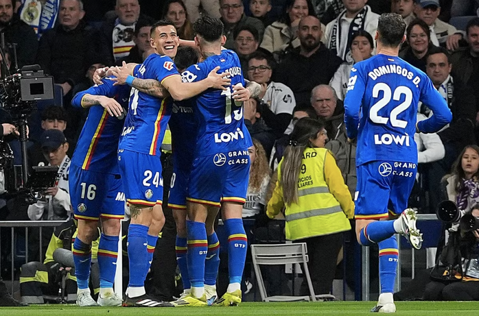 Gục ngã sân nhà Bernabeu, Real Madrid hụt hơi cuộc đua vô địch - Ảnh 4.