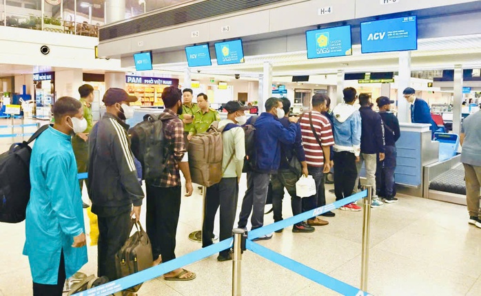 Ph&aacute;t hiện người Bangladesh lao động tr&aacute;i ph&eacute;p tại T&acirc;y Ninh , xử l&yacute; nghi&ecirc;m vi phạm - Ảnh 1.