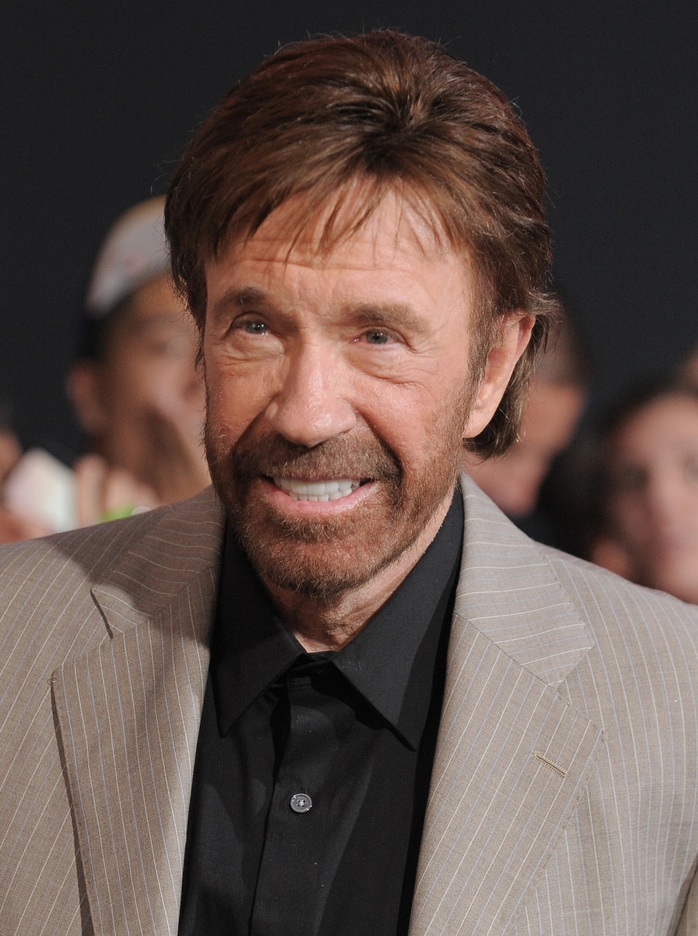 Ngôi sao võ thuật Chuck Norris từng "đối đầu" Lý Tiểu Long qua đời - Ảnh 3.
