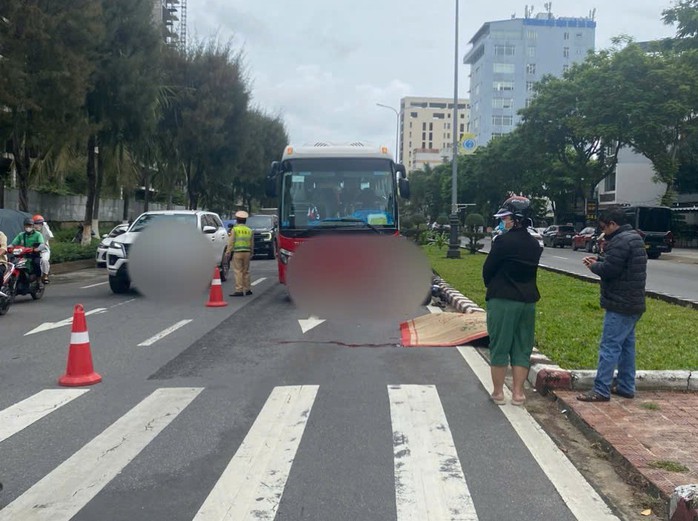 Điều tra tai nạn giao th&ocirc;ng tại Đ&agrave; Nẵng khiến một người tử vong - Ảnh 1.