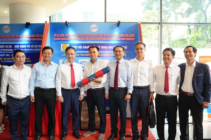 TPHCM ch&iacute;nh thức ra mắt s&agrave;n giao dịch c&ocirc;ng nghệ - Ảnh 1.
