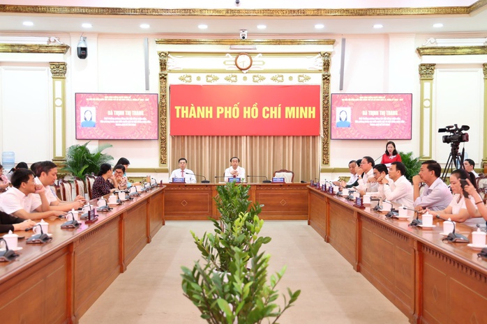 C&ocirc;ng bố danh s&aacute;ch những người tr&uacute;ng cử đại biểu HĐND TPHCM kh&oacute;a XI - Ảnh 6.