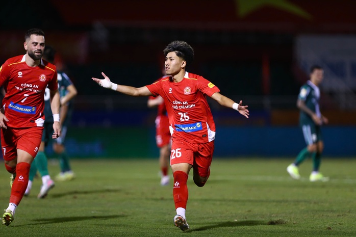 Tài năng Việt kiều tiếp tục giúp CLB Công an TP HCM chiến thắng - Ảnh 5.