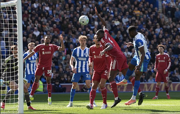 "L&atilde;o tướng" Welbeck lập c&ocirc;ng, Brighton quật ng&atilde; Liverpool - Ảnh 3.