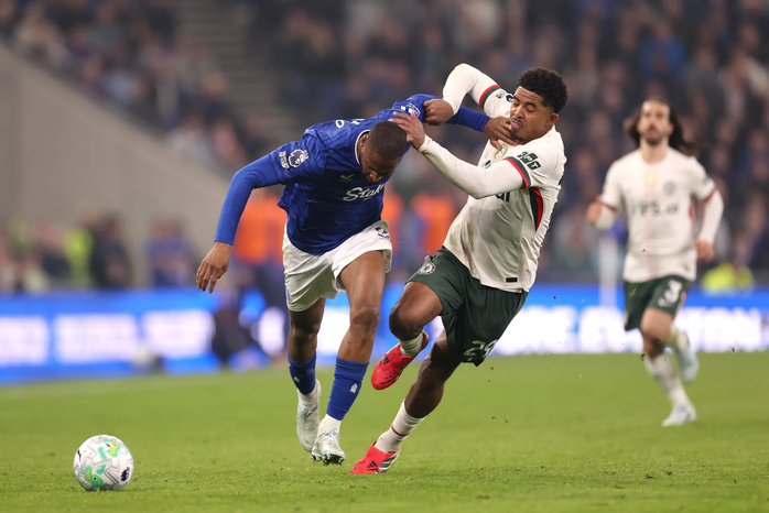 Thua thảm Everton, d&agrave;n sao Chelsea nhận về điểm số kh&oacute; tin - Ảnh 2.