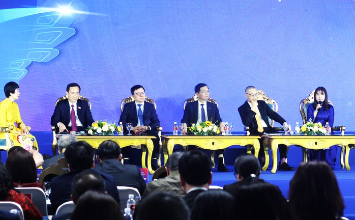 Ph&oacute; Thủ tướng đề nghị th&uacute;c đẩy lan tỏa gi&aacute; trị văn h&oacute;a, đạo đức kinh doanh - Ảnh 2.