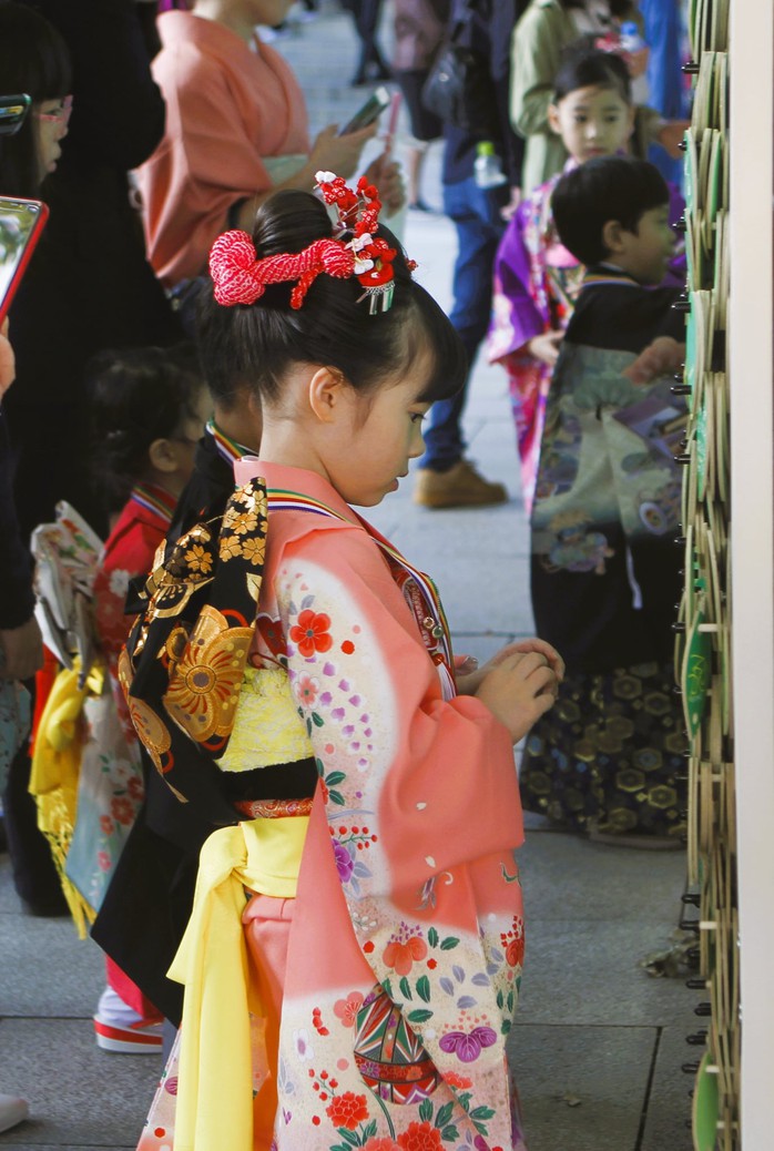 Bình yên Đông Kinh - Ảnh 3.