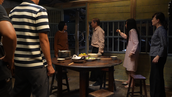 "Quỷ nhập tràng 2" vượt trăm tỉ đồng, công bố tin vui - Ảnh 8.