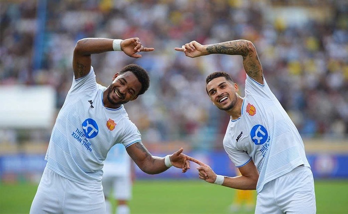 "Song sát" mới của tuyển Việt Nam - Ảnh 1.