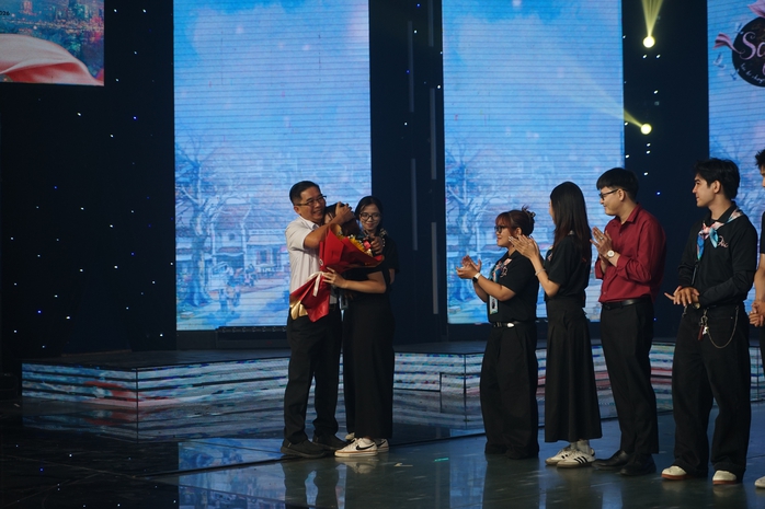 Mãn nhãn “Sắc và Đời”: Dấu ấn sáng tạo của sinh viên FPT Polytechnic - Ảnh 8.