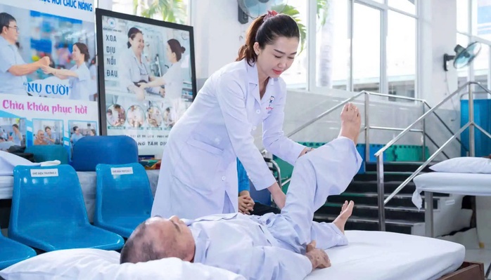 Chăm sóc toàn diện cho người cao tuổi - Ảnh 4.