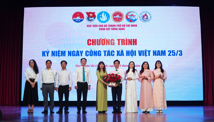 Nghề "chữa lành cho mọi người" ngày càng quan trọng - Ảnh 1.