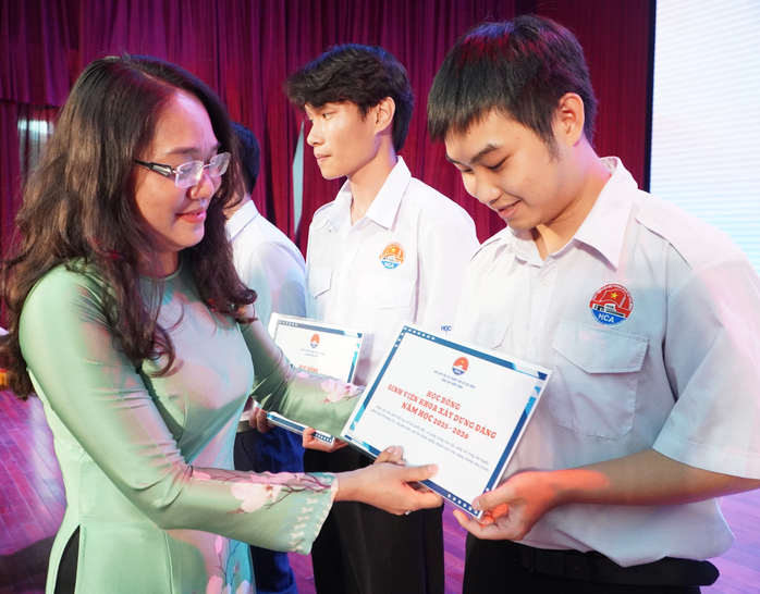 Nghề "chữa lành cho mọi người" ngày càng quan trọng - Ảnh 4.