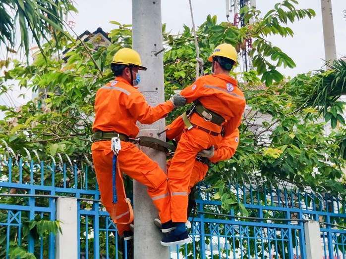 Điện lực TPHCM hướng dẫn tiết kiệm điện hiệu quả trong mùa nắng nóng 2026 - Ảnh 1.