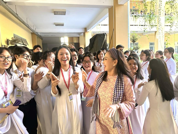 NSND Kim Xuân "truyền lửa" sân khấu học đường 2026 do Sở VHTT TP HCM tổ chức - Ảnh 2.