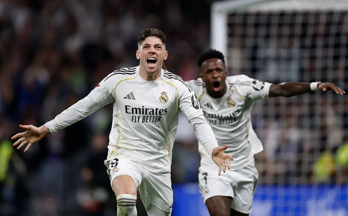 Vinicius Junior rực sáng, Real Madrid thắng nghẹt thở derby Madrid - Ảnh 5.