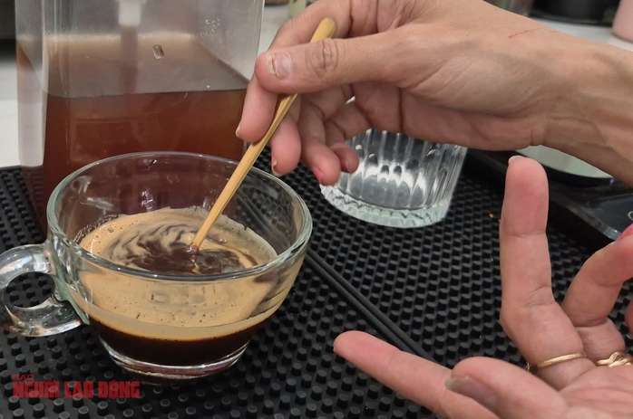 Giá cà phê hôm nay 23-3: Nhật Bản mê cà phê Việt, giá có tăng? - Ảnh 1.