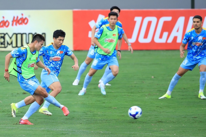 Tuyển Việt Nam tăng 5 bậc FIFA, áp sát Top 100 thế giới - Ảnh 2.